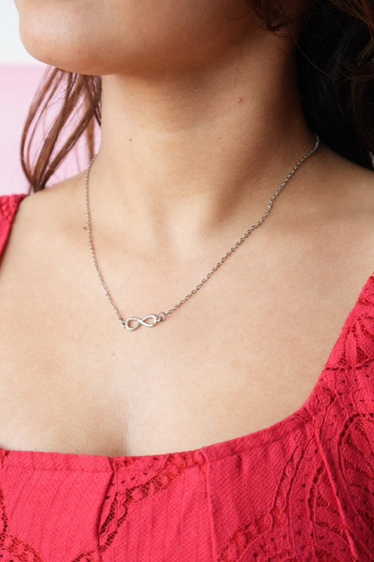 Dainty Silver Infinity Necklace