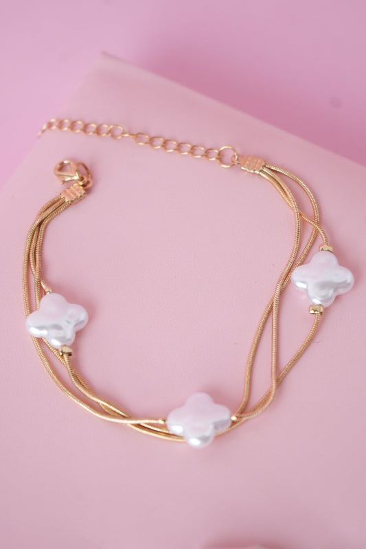 Golden Clover Pearl Bracelet